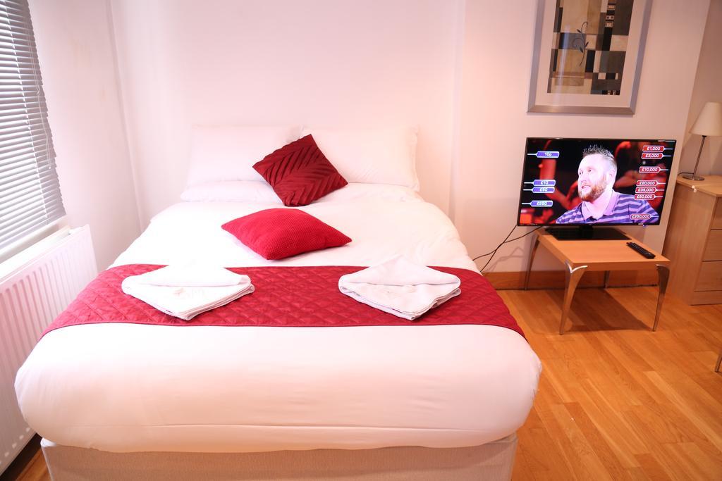Paddington Southwick Street Apartments London Room photo