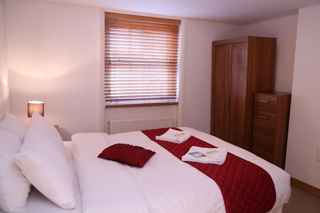 Paddington Southwick Street Apartments London Room photo